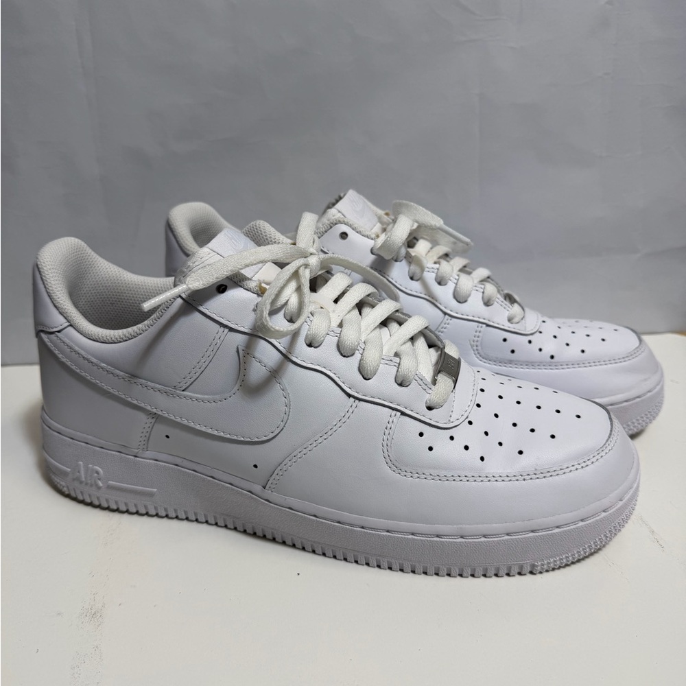 Nike Air Force White Men's Sneakers size 10.5